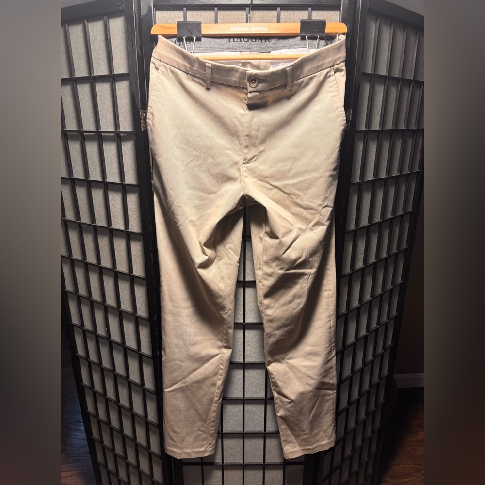 Haggar Men's Khaki Chinos